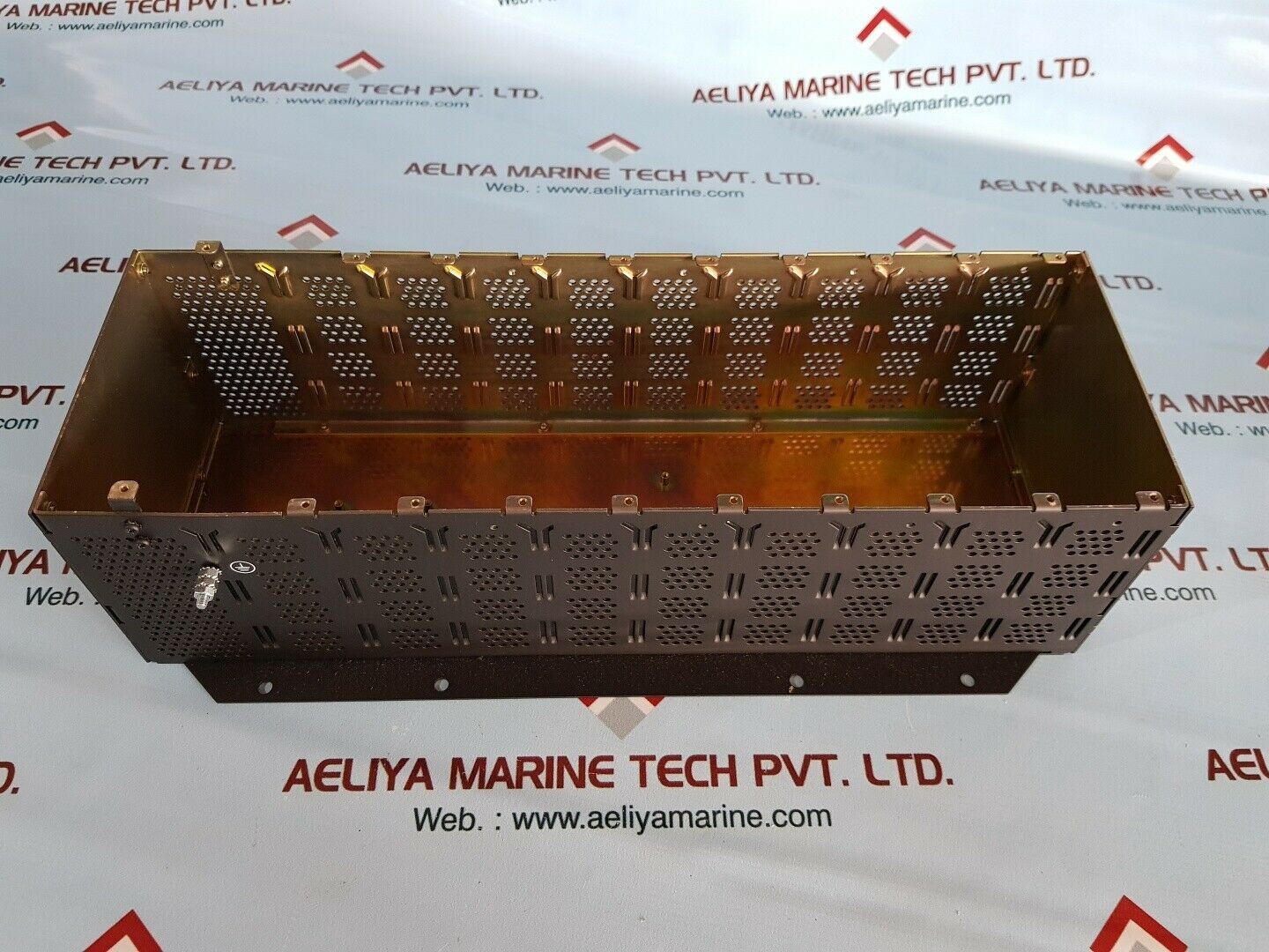 Honeywell 900r08-0101 8 i/o slot rack 5vdc/6a & 24vdc/2a