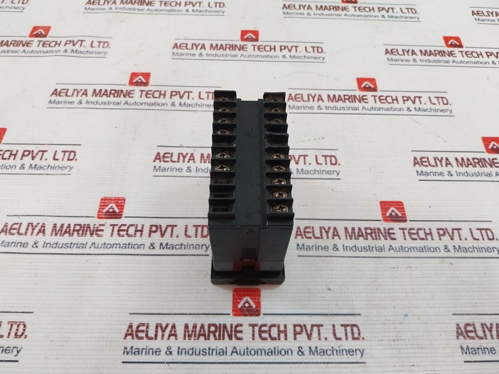 M Tec P908 Temperature Controller T-980-10100B 85-265 Vac