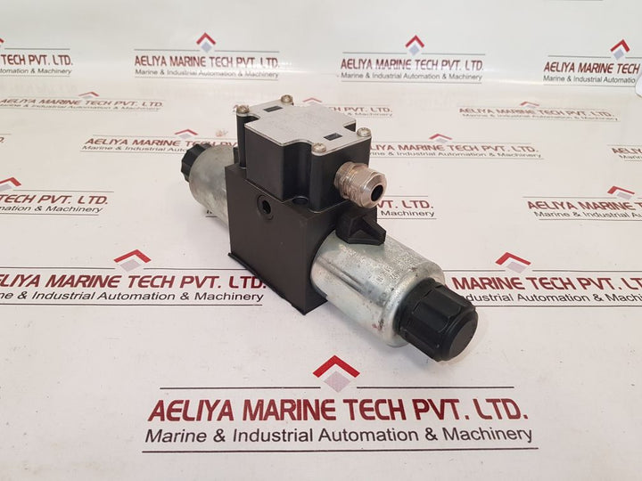 Mac Gregor 287 5949-803 Directional Control Valve