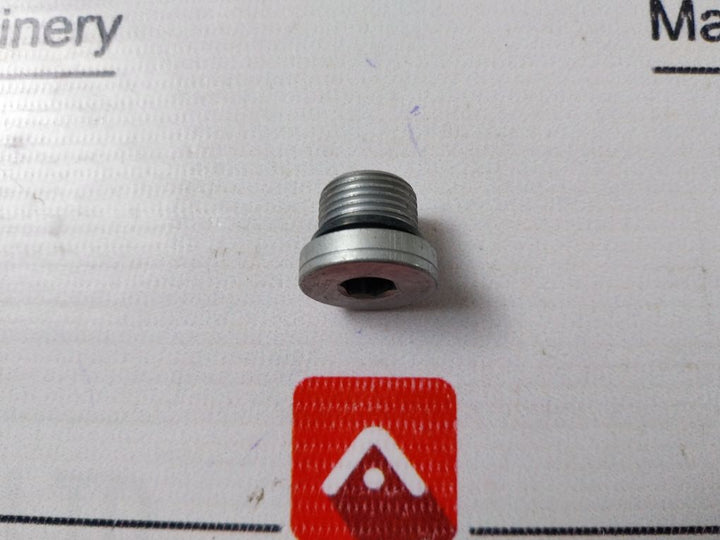 Lot Of 7X Macgregor 002511 00300 Plug