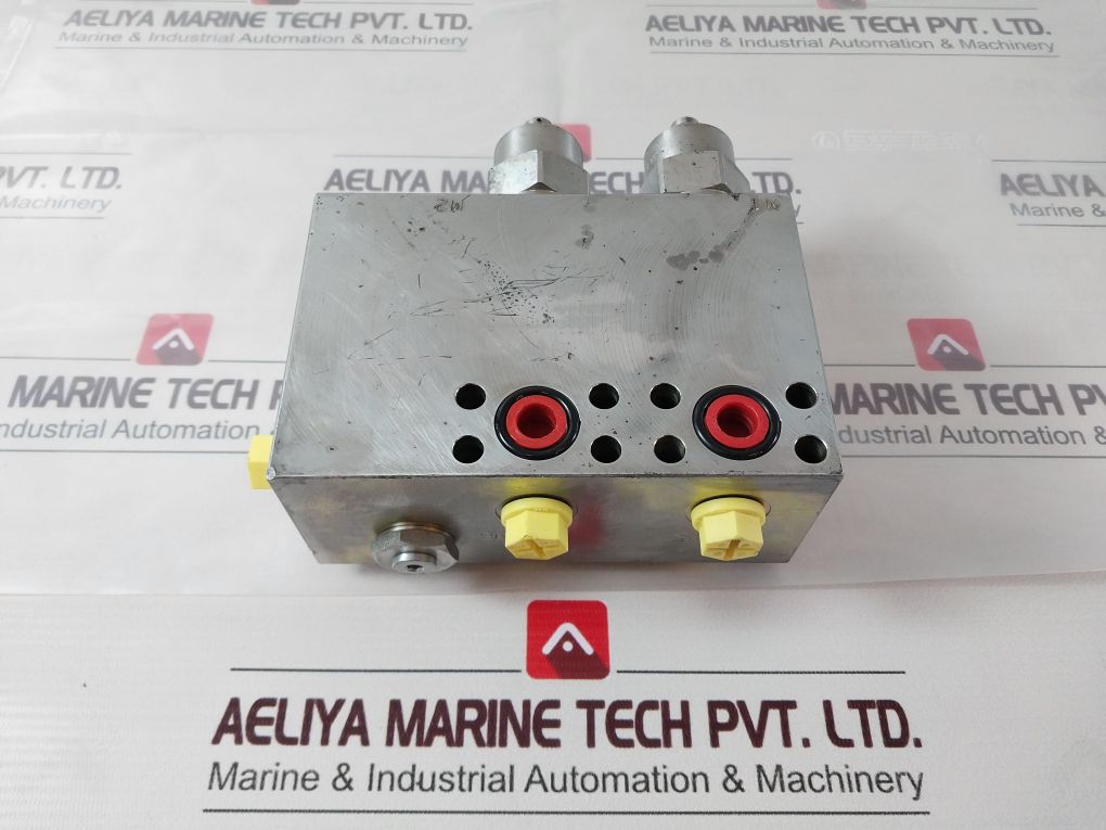 Macgregor 289 0839-801 Hydraulic Valve Block