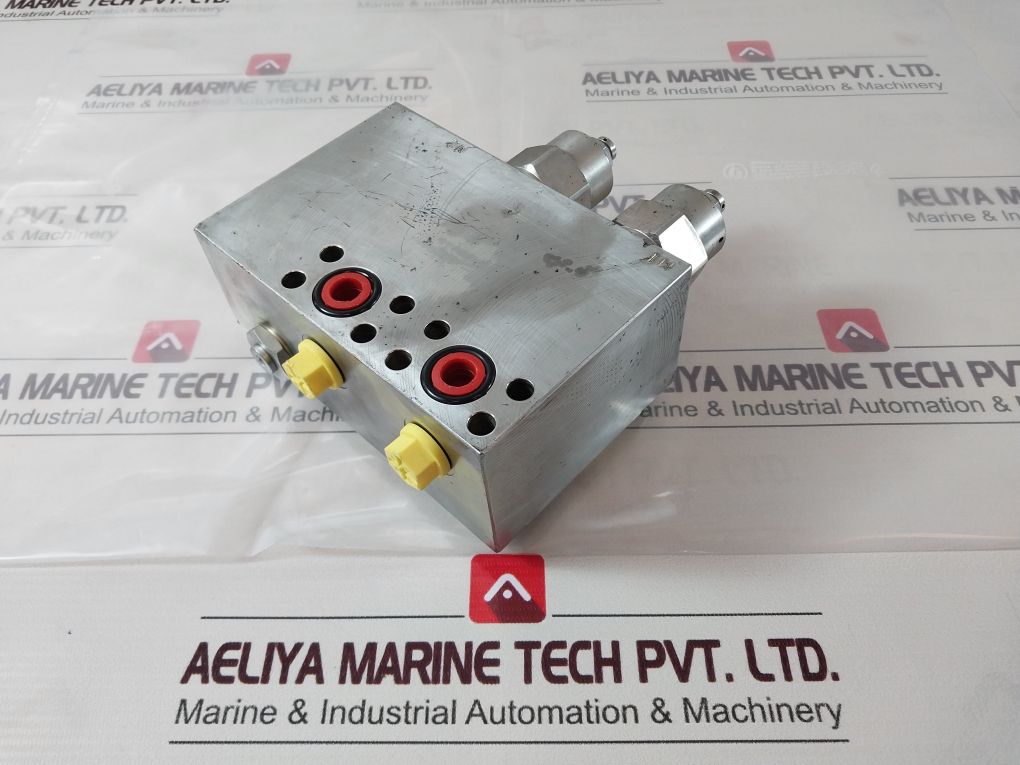 Macgregor 289 0839-801 Hydraulic Valve Block