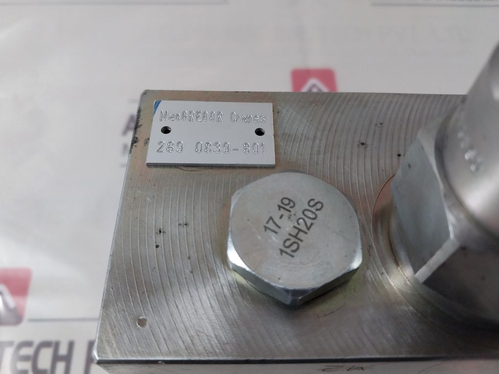 Macgregor 289 0839-801 Hydraulic Valve Block
