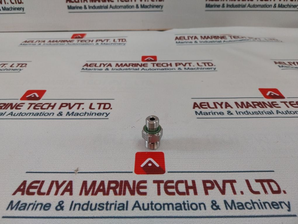 Lot Of 6X Macgregor 002553.20700 Male Stud Straight Coupling