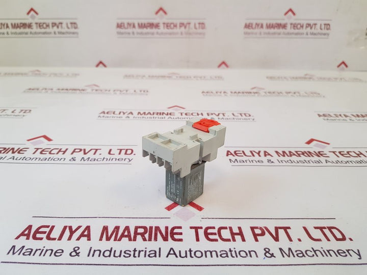 Magnecraft 782Xdxh10-120 Vac Relay Khs-17A11-120 With Base