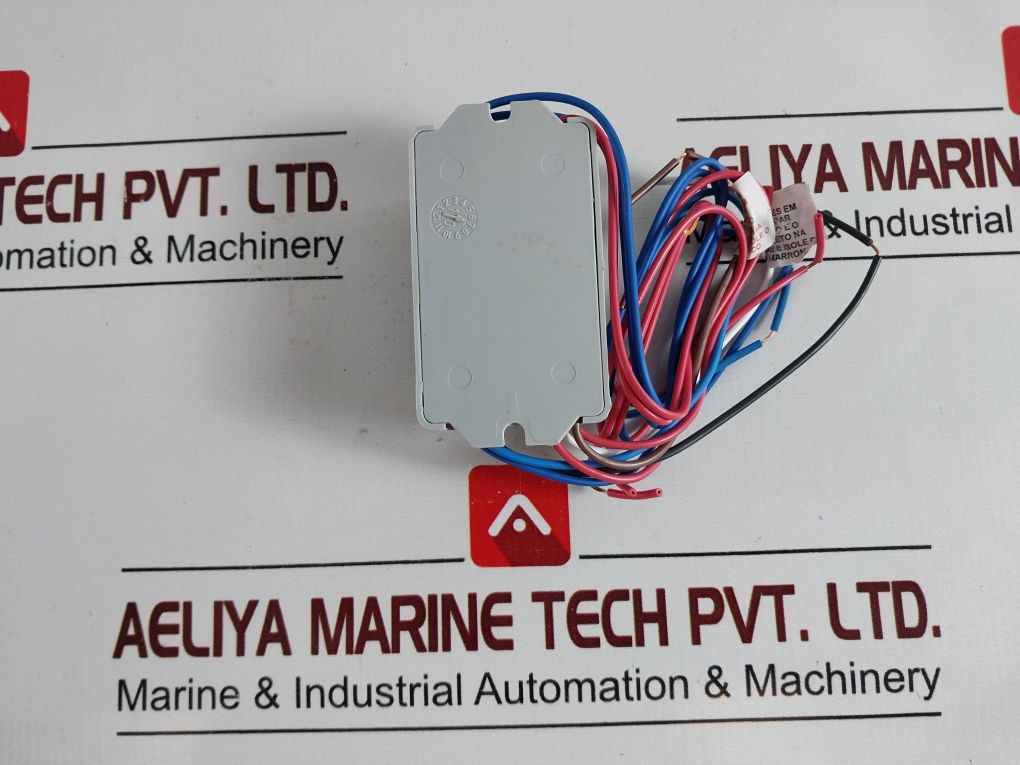 Magnetic 2 X 20 Af Tub Electronic Ballast 127/220V