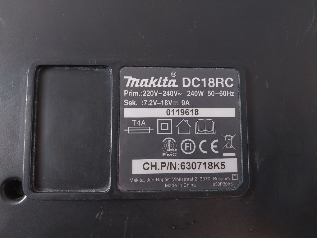Makita Dc18Rc Lithium‑Ion Rapid Battery Charger