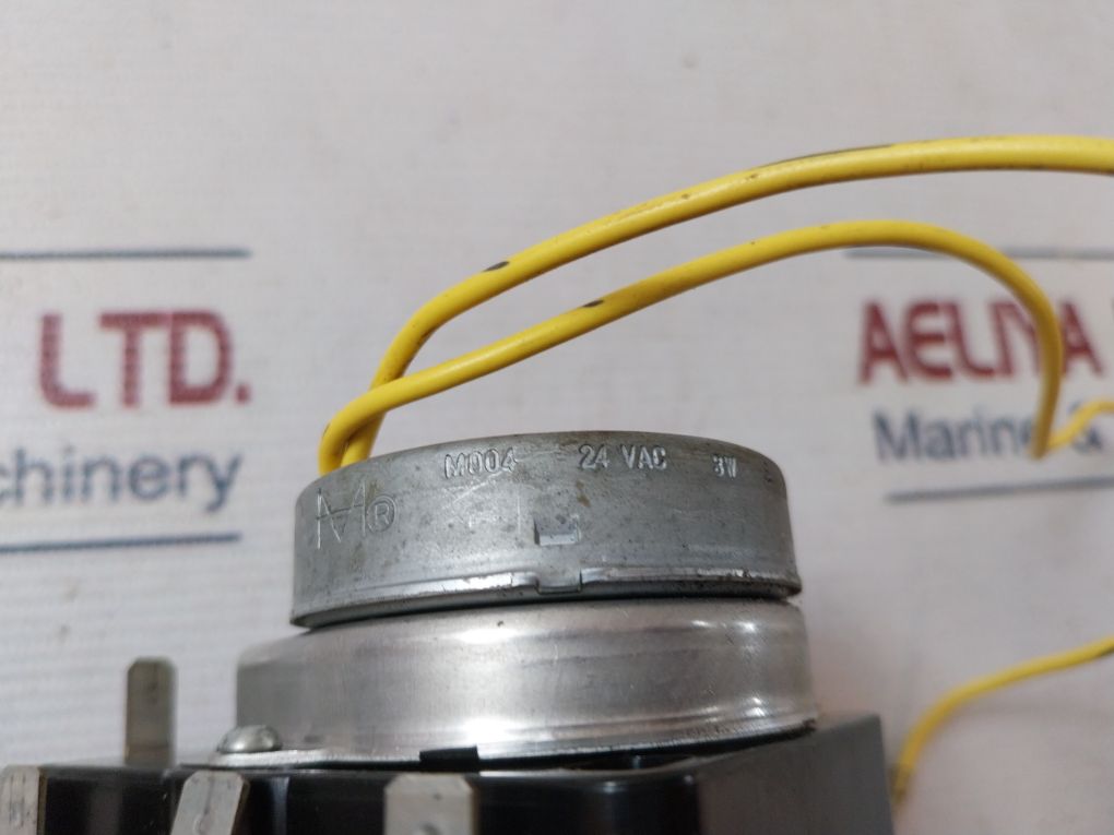 Mallory M451 Timer Switch 124025 25A 250Vac 50/60Hz