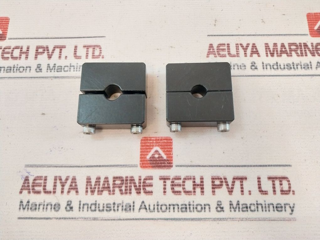Lot Of 2X Man Diesel & Turbo 322.086 Support 87.C.003