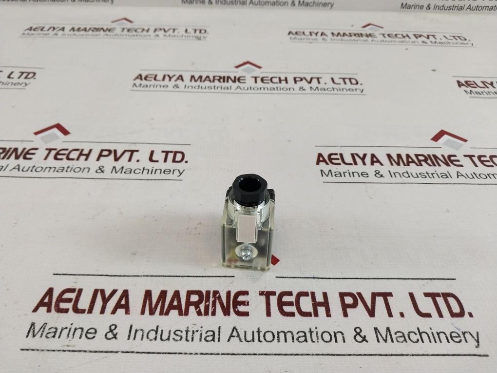 Man 5982848-6 Solenoid Valve With Rexroth R901017027 Plug Connector