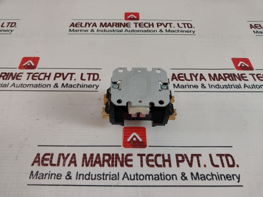 Manitowoc 20-0908-9 Contactor 1 Pole W/Shunt 556.11.00.080