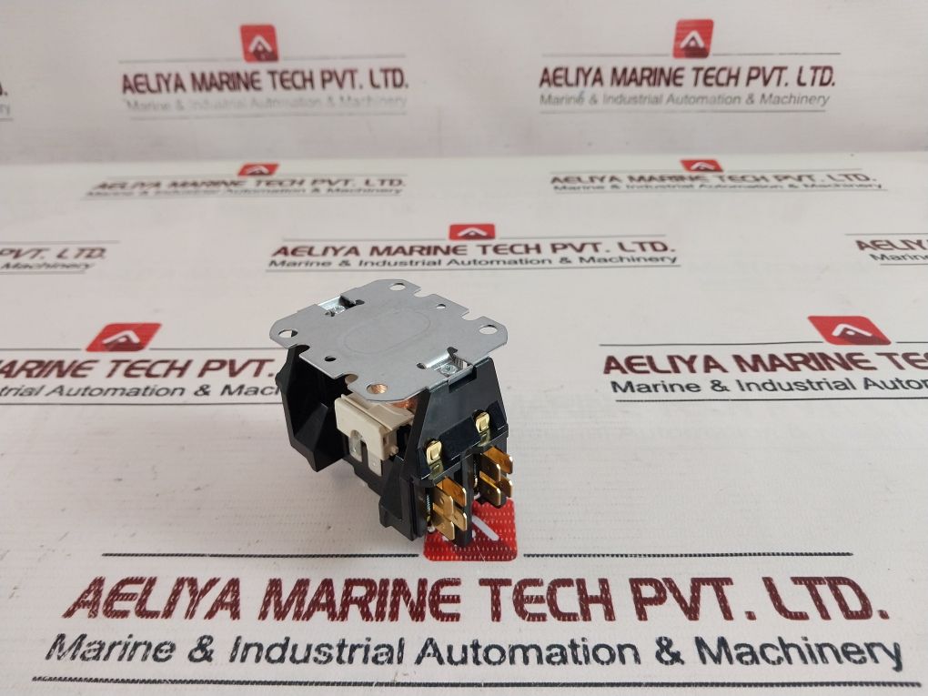 Manitowoc 20-0908-9 Contactor 1 Pole W/Shunt 556.11.00.080