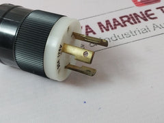 Marinco Turn & Pull