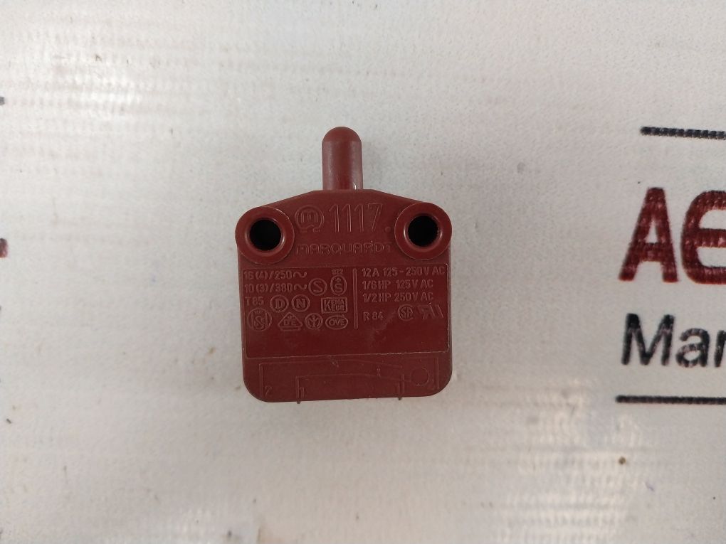 Marquardt 1117 Micro Switch