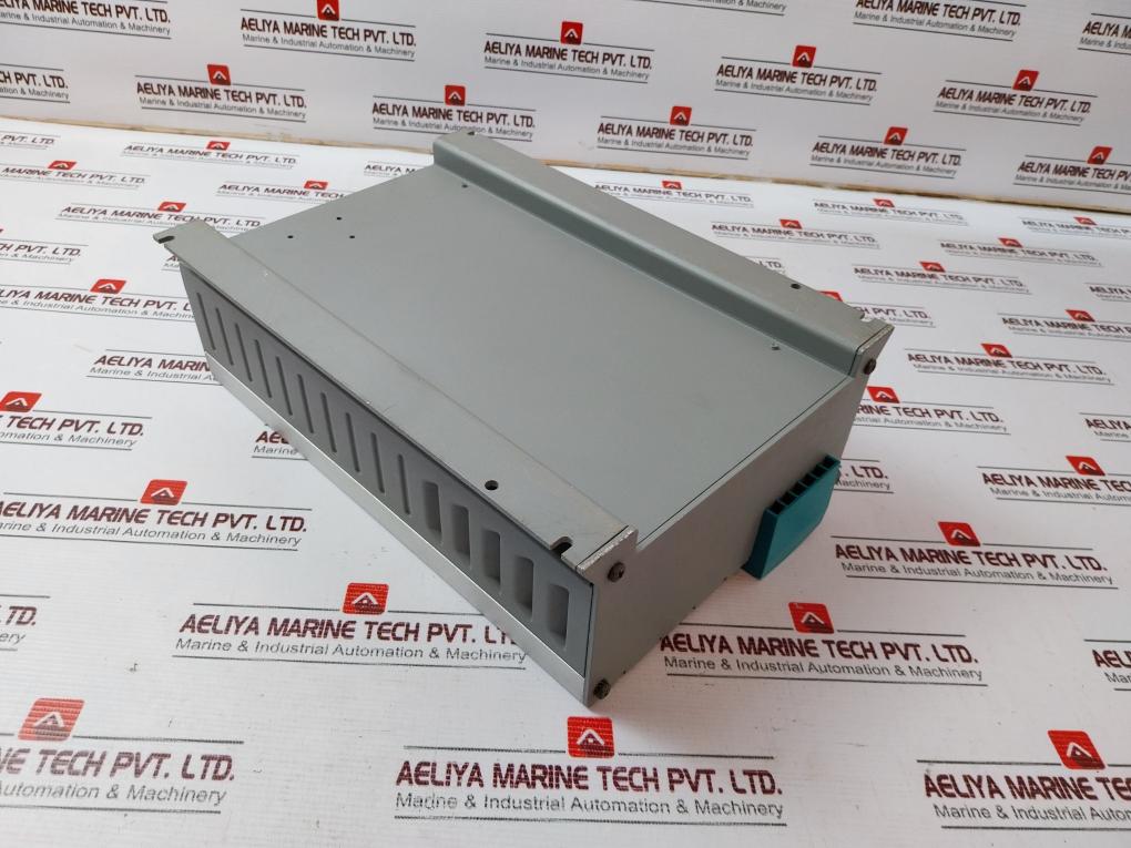 Mastervolt Mass 24/25, 40020256 Automatic Battery Charger 190-240V 3A 50-60Hz