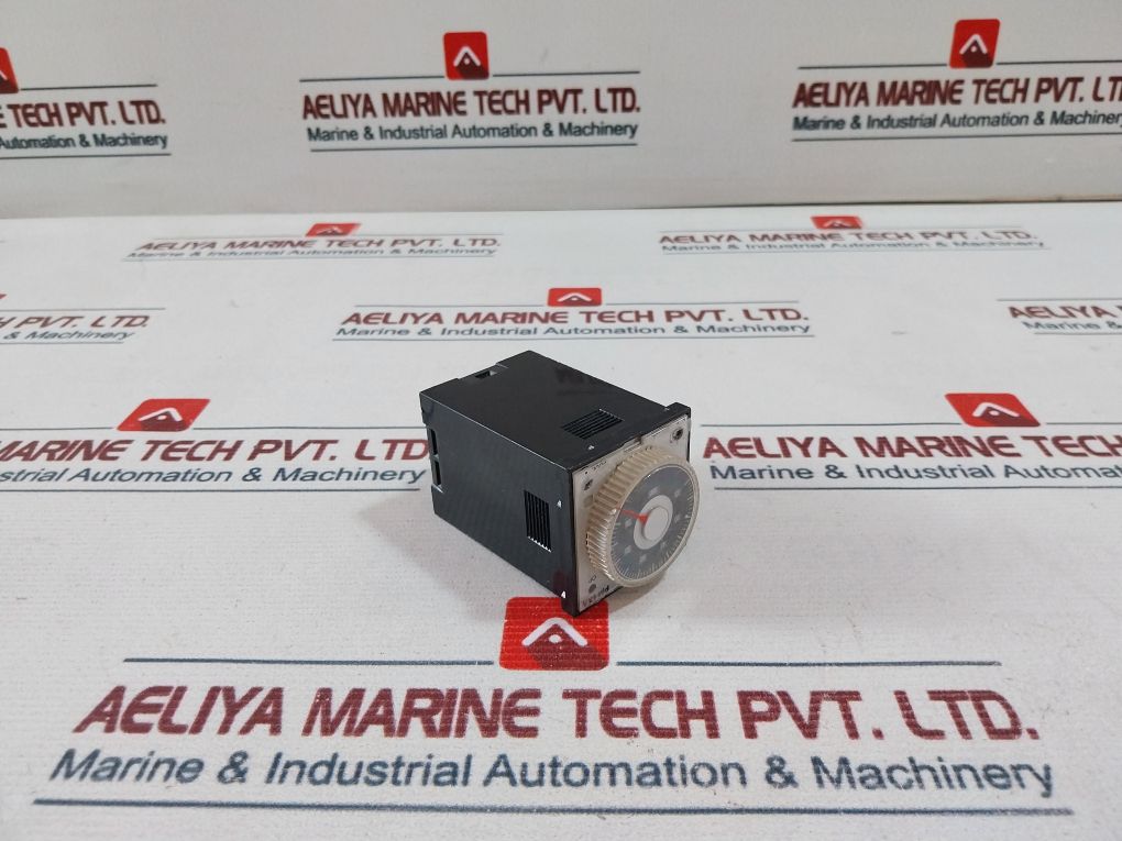 Matsushita Electric Pm48A-100H-dc24V Multirange Timer 0-100 Sec