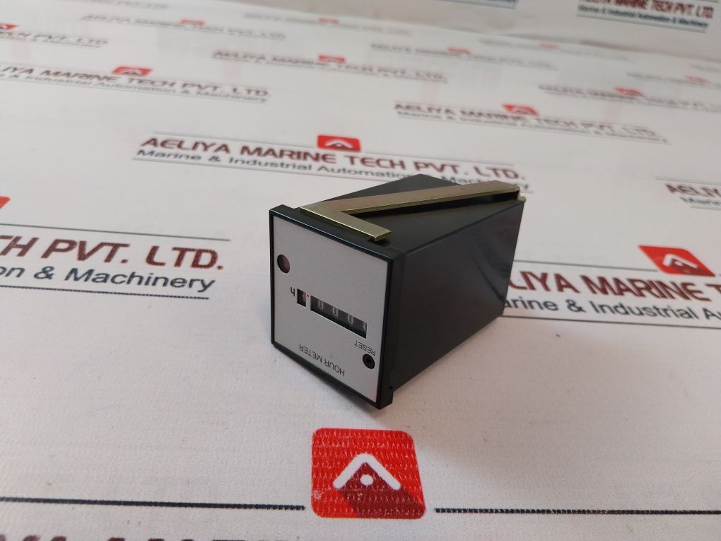 Matsushita Electric Th241S Hour Meter Ac100V 50/60 Hz