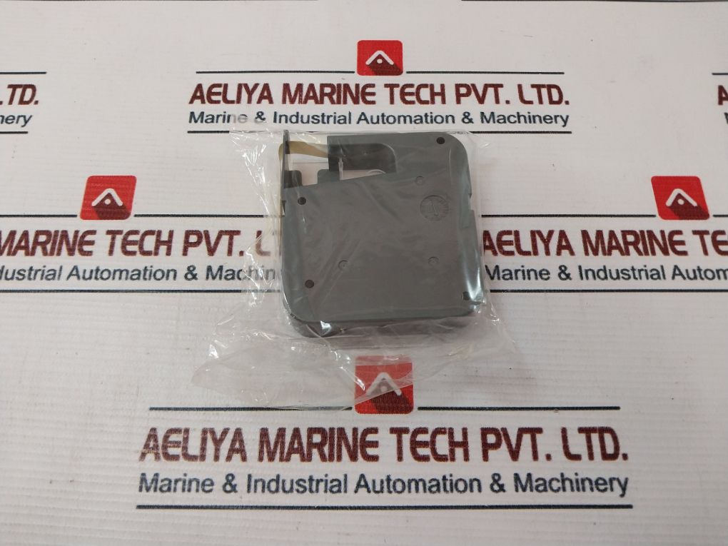 Max Lm-tp309Y Letter Twin Tape Cassette