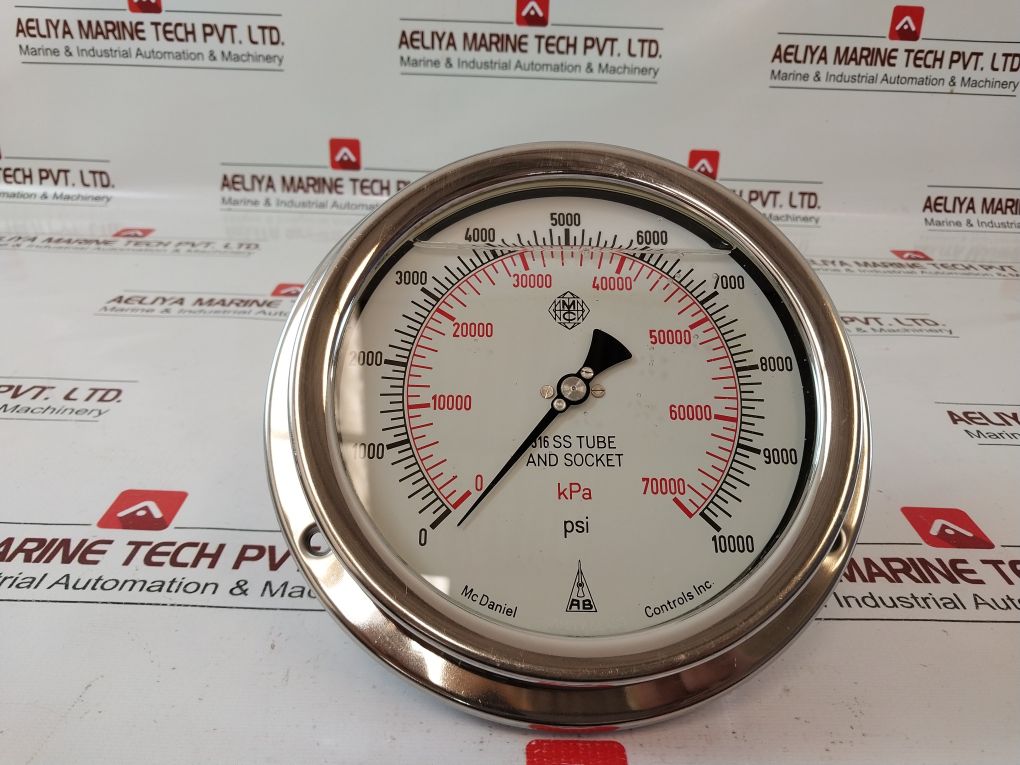 Mcdaniel Controls 316Ss Tube And Socket 0-10000 Psi Pressure Gauge