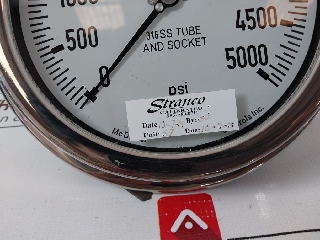 Mcdaniel Controls 316Ss Tube And Socket 0-5000 Psi Pressure Gauge