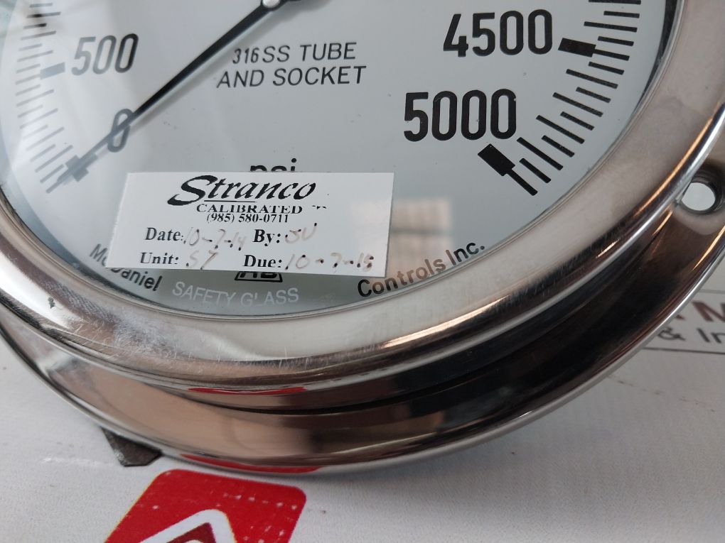 Mcdaniel Controls 316Ss Tube And Socket 0-5000 Psi Pressure Gauge