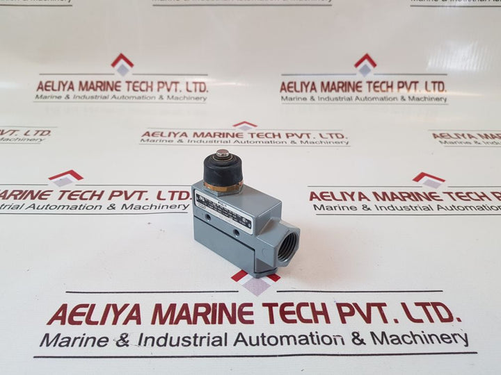 Mcgill 1502-0100 Snap/Limit Switch

