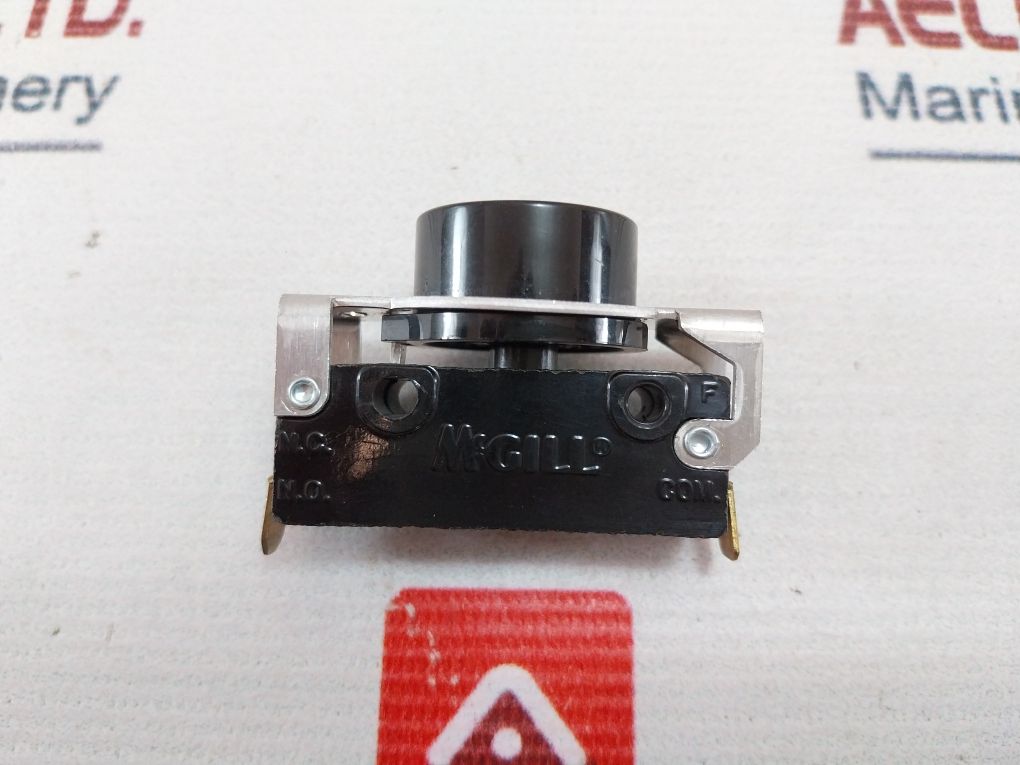 Mcgill 2610-7070 Push Button Switch 50/60Hz