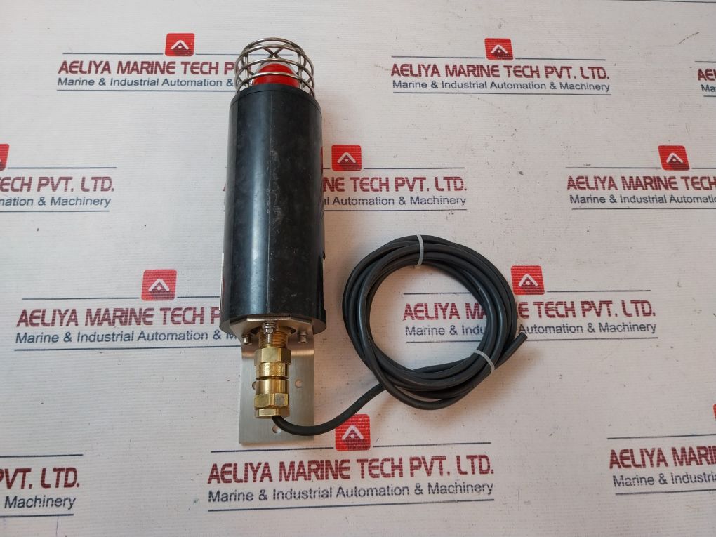 Medc Xb9 Joule Xenon Beacons 24 Dc