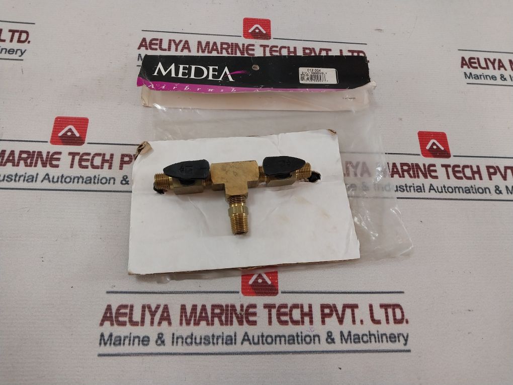 Media 012004 Airbrush Accessories
