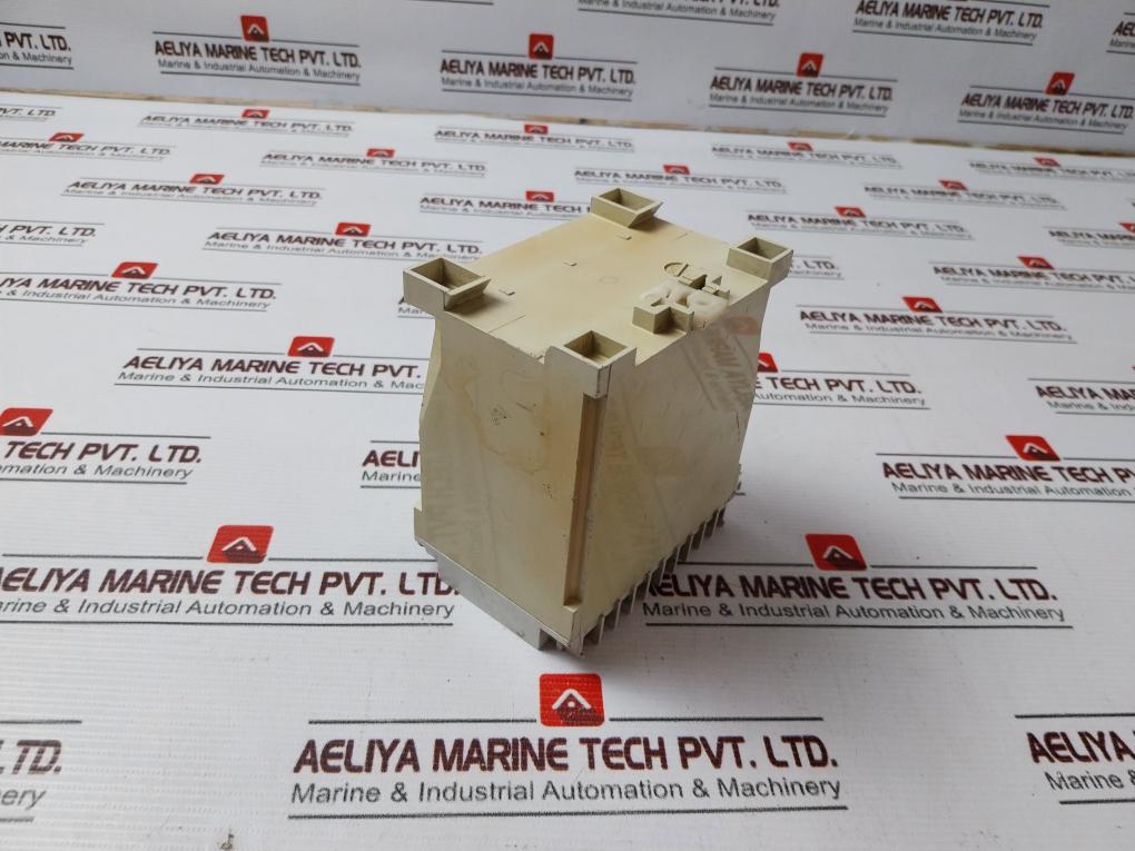 Megacon Mc2W3A Relay 440V 5A