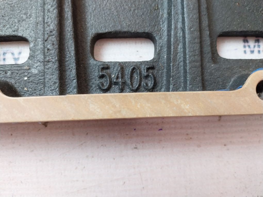 Megator 5405 Port Plate 761.07.20.005