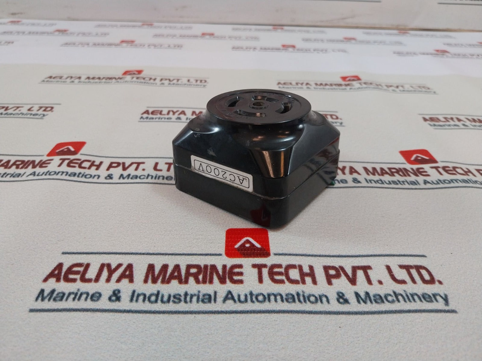 Meikosha C10J Plug 20A 250V