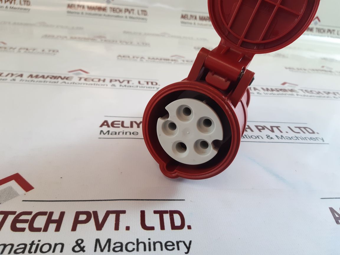 Mennekes 16A-6H Plug Connector 3P+N+ Typ 35
