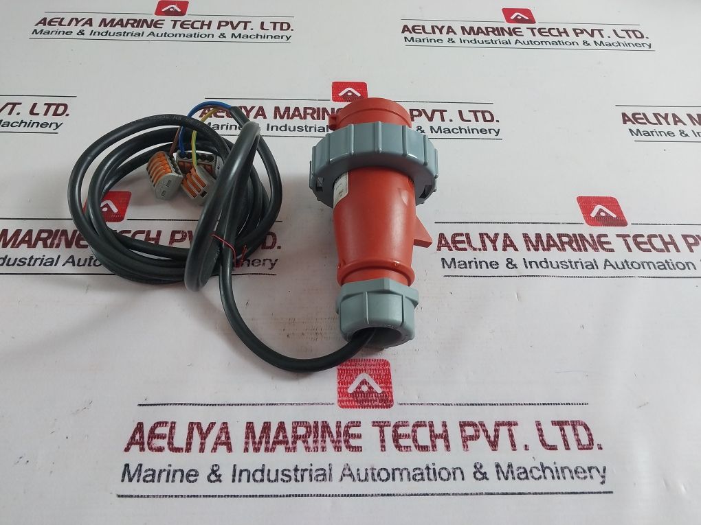 Mennekes 282 Power Plug 400V 50-60Hz