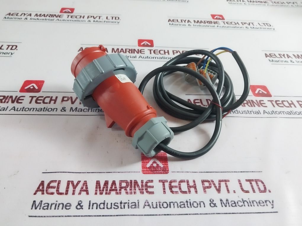 Mennekes 282 Power Plug 400V 50-60Hz