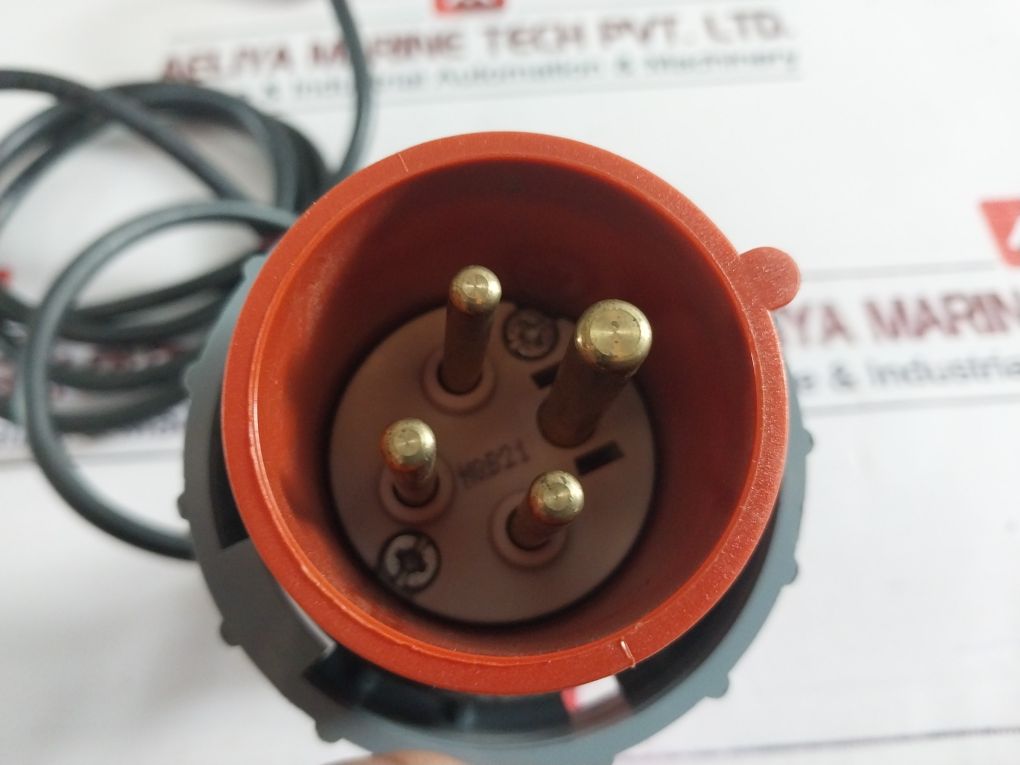 Mennekes 282 Power Plug 400V 50-60Hz