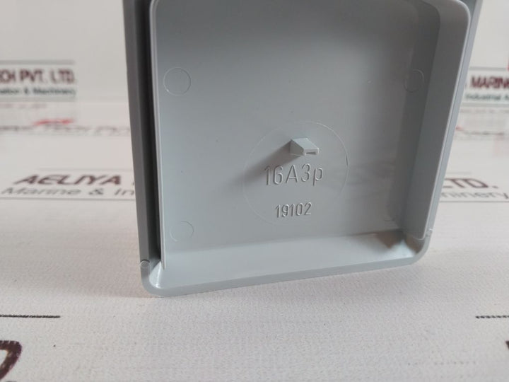 Mennekes 4210 Ip 44 Nmh 13 Wall Mount 3P Socket 16A-6H 200-250V