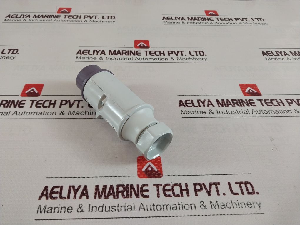 Mennekes 655Rs Industrial Power Plug 16A 2P Ip44