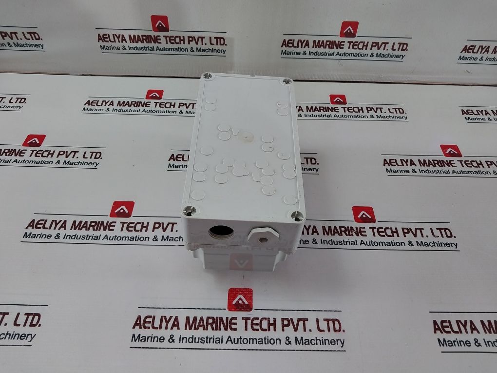 Mennekes 7012Rs Switchable Industrial Interlock Socket