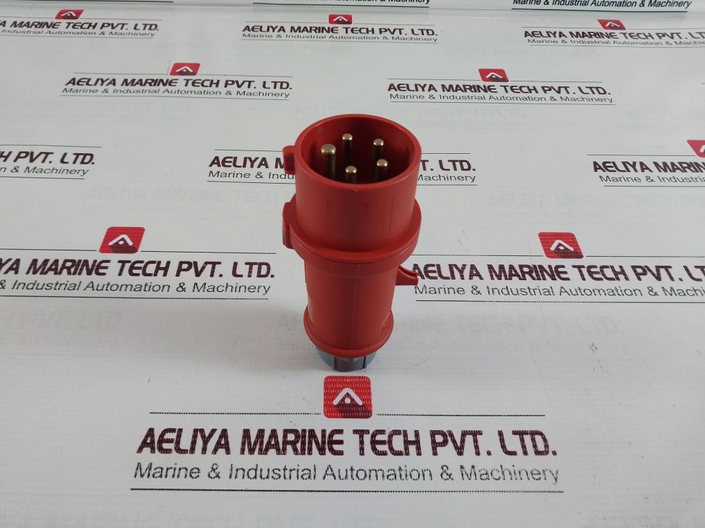 Mennekes Typ 33 5-pin Male Connector