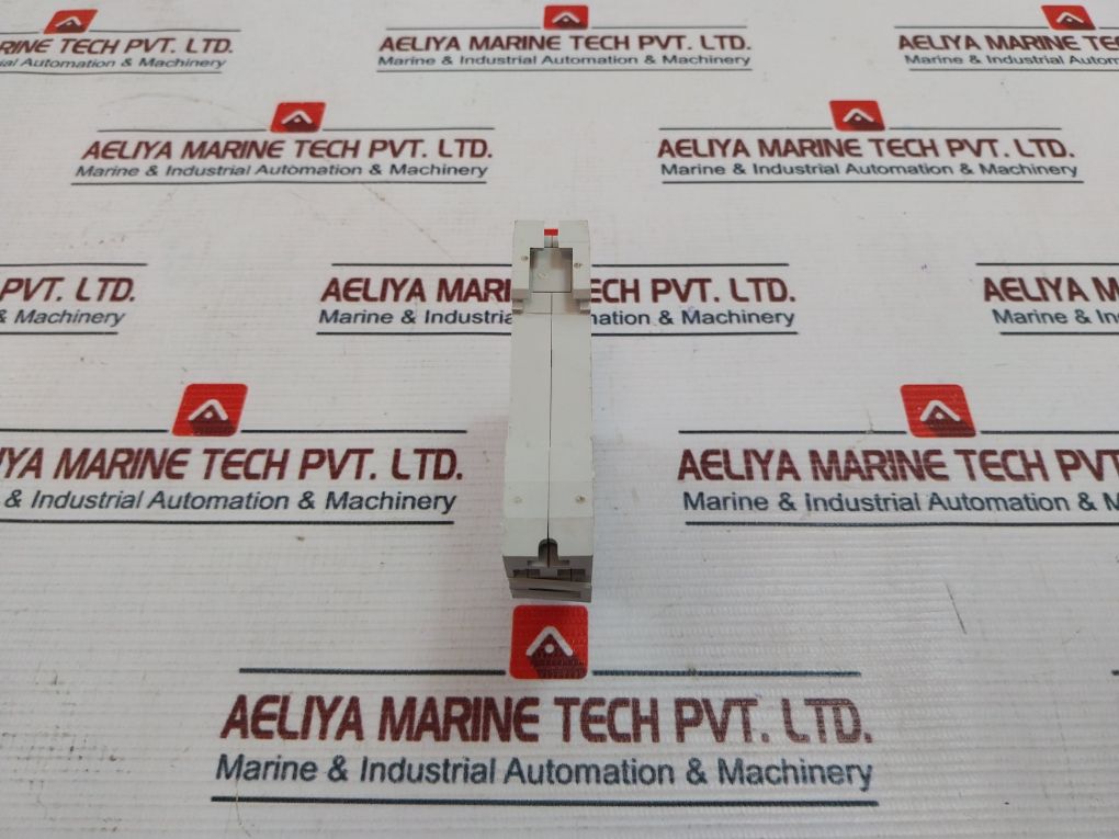 Merlin Gerin 15500 Relay 230-240Vac/110Vdc