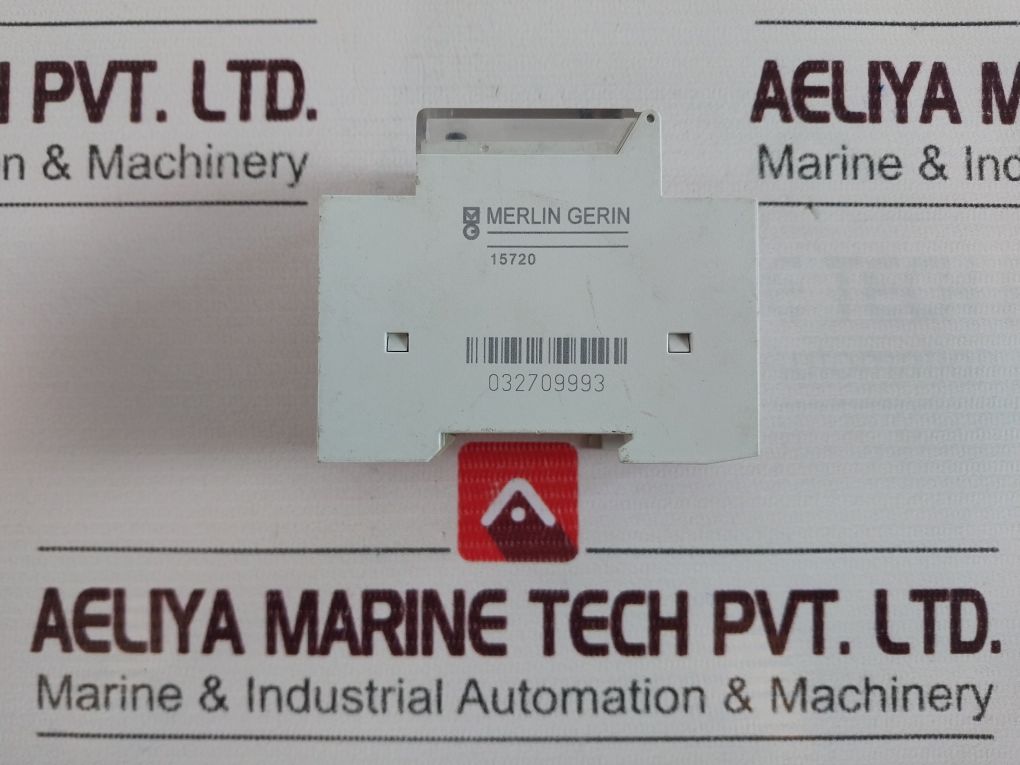 Merlin Gerin 15720 Digital Time Switch 230-240V 50-60Hz