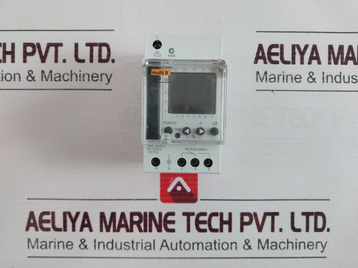 Merlin Gerin 15720 Digital Time Switch 230-240V 50-60Hz