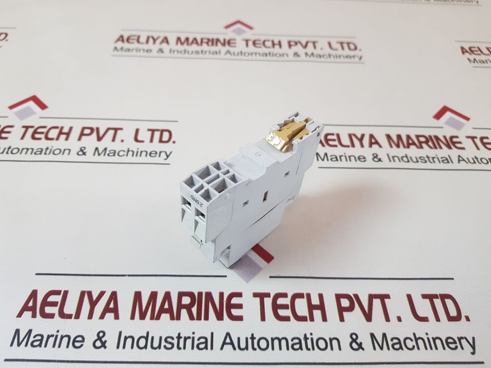 Merlin Gerin 15959 250V~ Contactor Relay
