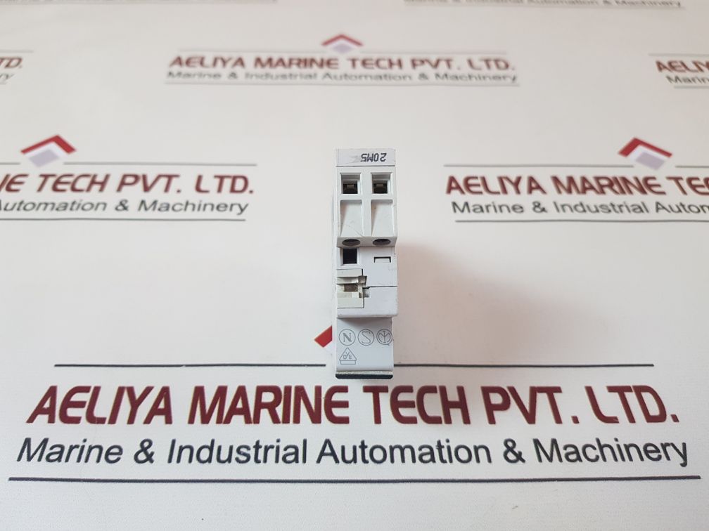 Merlin Gerin 15959 250V~ Contactor Relay
