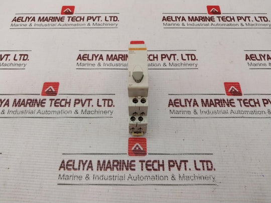 Merlin Gerin 18033 Single Pushbutton 20A 250V