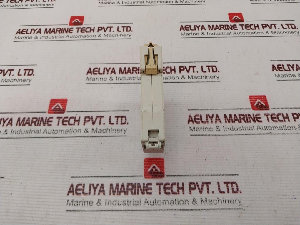 Merlin Gerin 18033 Single Pushbutton 20A 250V