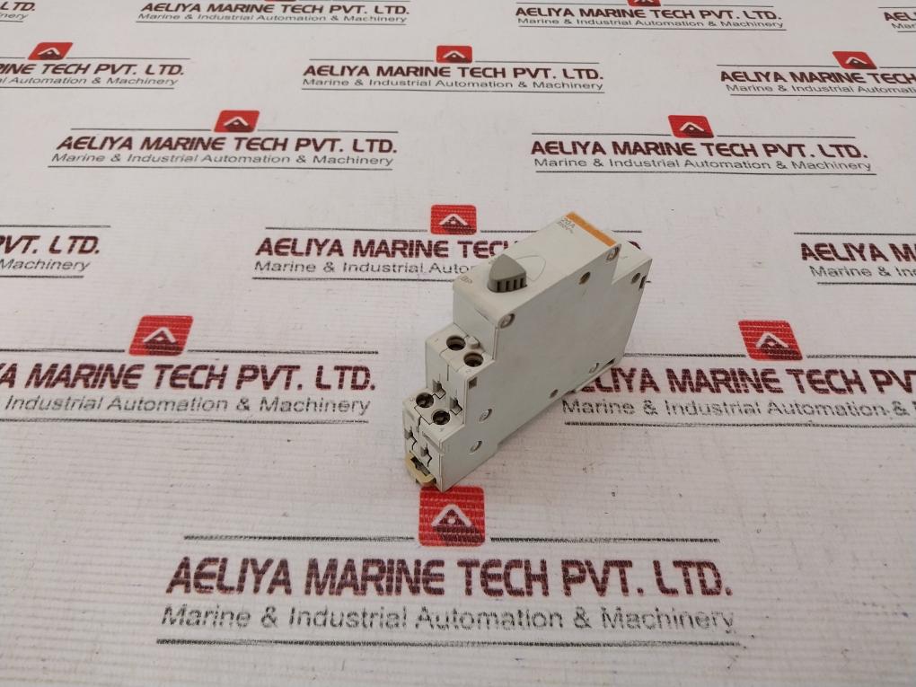 Merlin Gerin 18033 Single Pushbutton 20A 250V