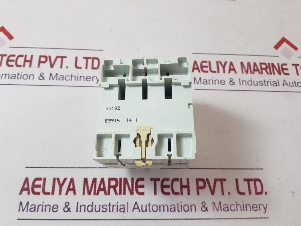 Merlin Gerin Id 4P 25 30Ma 23192 Circuit Breaker
