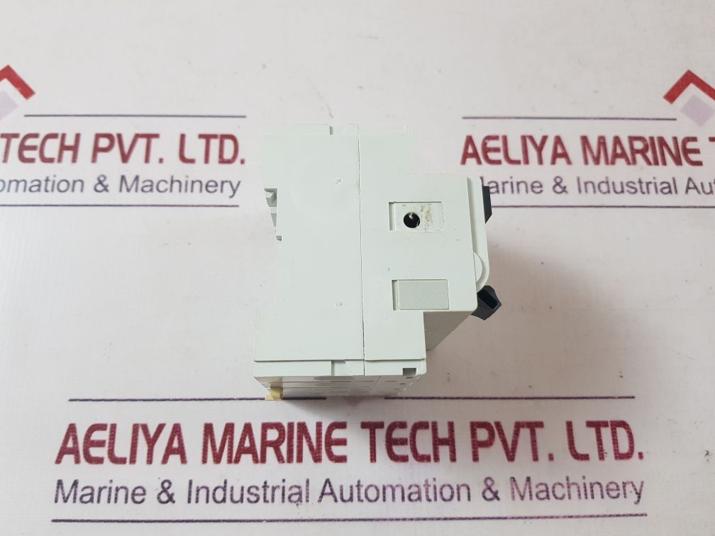 Merlin Gerin Id 4P 25 30Ma 23192 Circuit Breaker
